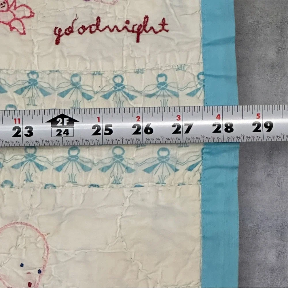 Vintage Handmade Embroidered Baby Quilt‎ Crib Blanket Blue White 28x39